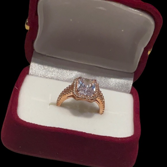 Rose gold stamped 925 ring approximately size 5.5 - Picture 5 of 10